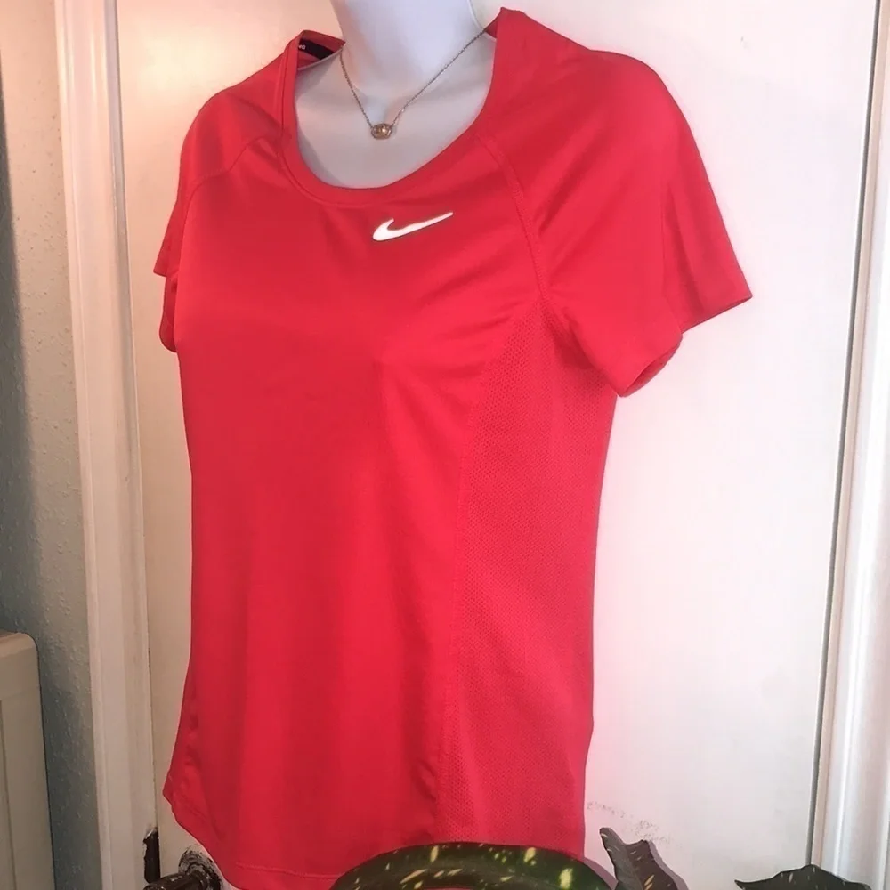 Nike Running Dri-Fit Orange Top Size Small